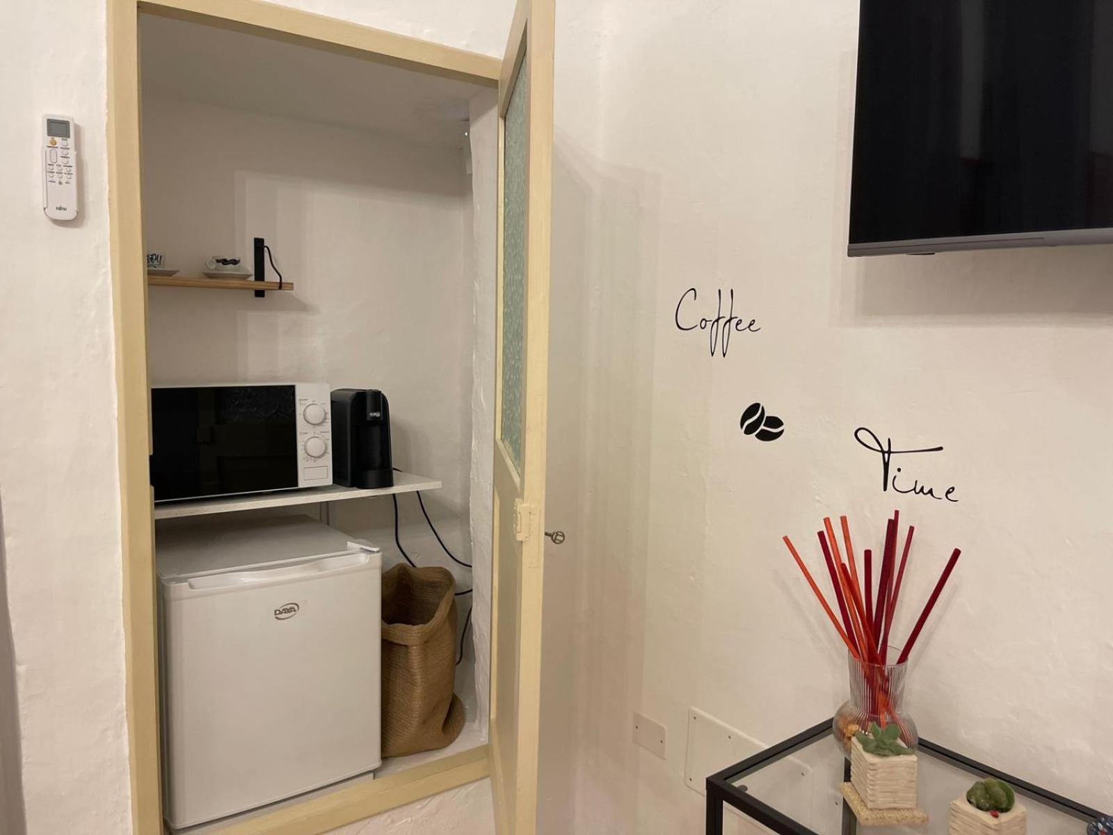 Cortile Carducci 호텔 리케일 외부 사진